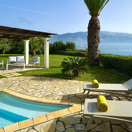 Ermis Kefalonia فيلة سبارتيا