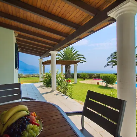 فيلة Ermis Kefalonia